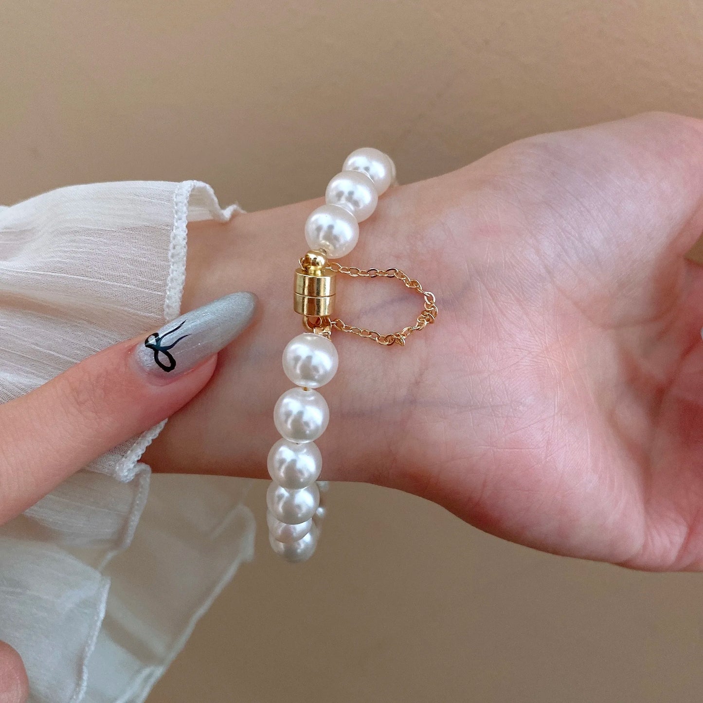 Elegant Freshwater Pearl Bracelet For Women's Magnetic Buttons Creative Design Bracelets Wedding Daity Hand Jewelry Accessories
