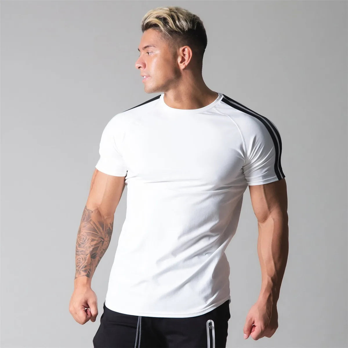 Gym Fitness Shirt Men Running Sport Skinny T-shirt Short Sleeve Cotton Tee Top Summer Male Bodybuilding Training Workout Apparel