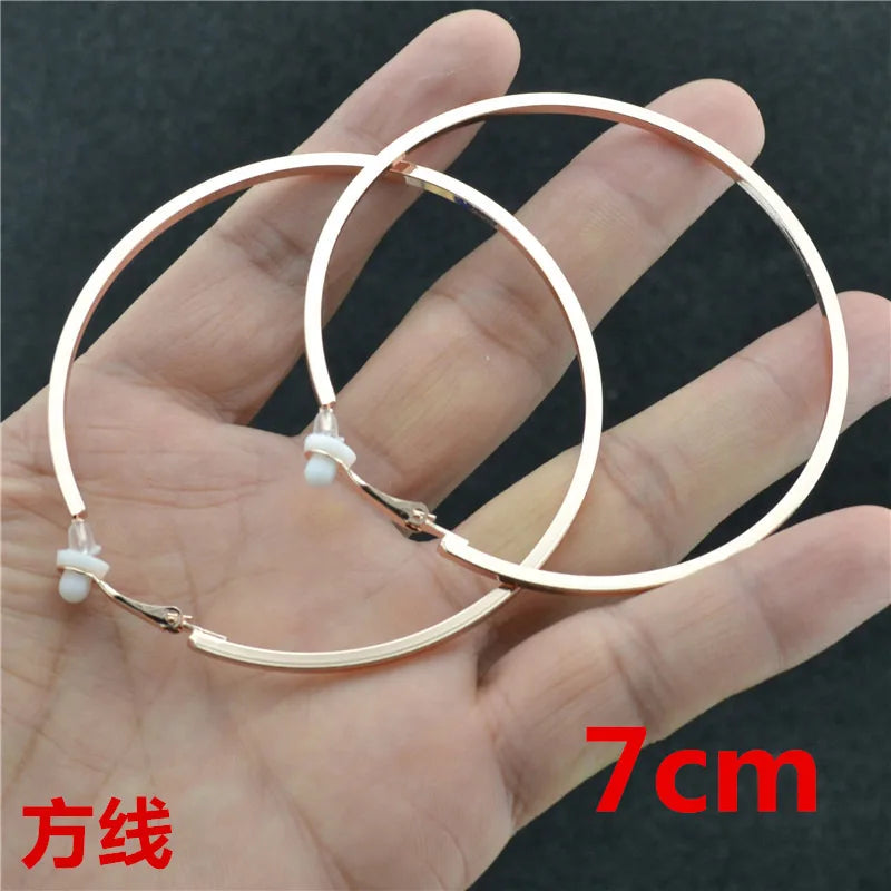 Clip Earrings for Women Without Piercing No Ear Holes Big Small Circle Gold Silver Black Plating Fashion Cute Temperament Girl