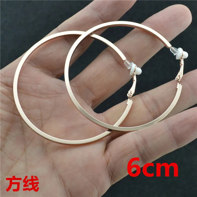 Clip Earrings for Women Without Piercing No Ear Holes Big Small Circle Gold Silver Black Plating Fashion Cute Temperament Girl