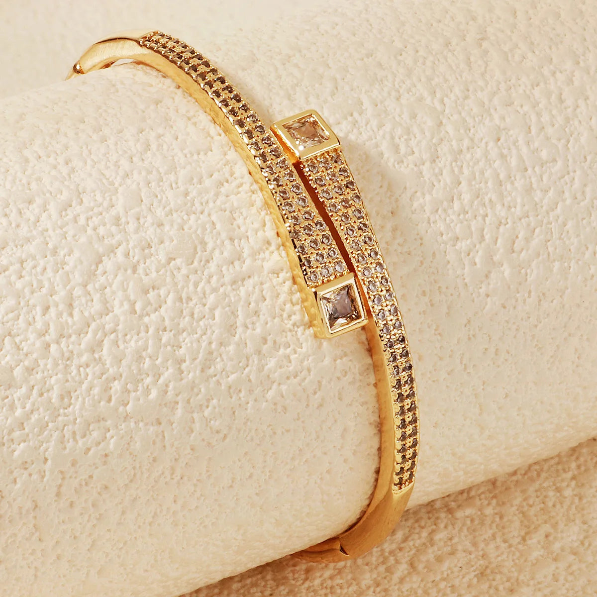 Simple Studded Bracelet for Women Classic Copper and Zirconium Opening Bangle Daily Jewelry Bracelet Accessories As Gifts