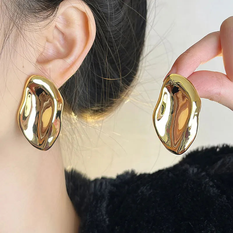 Classic French Fashion Earrings for Women, Elegant, High-grade, Suitable for Matching