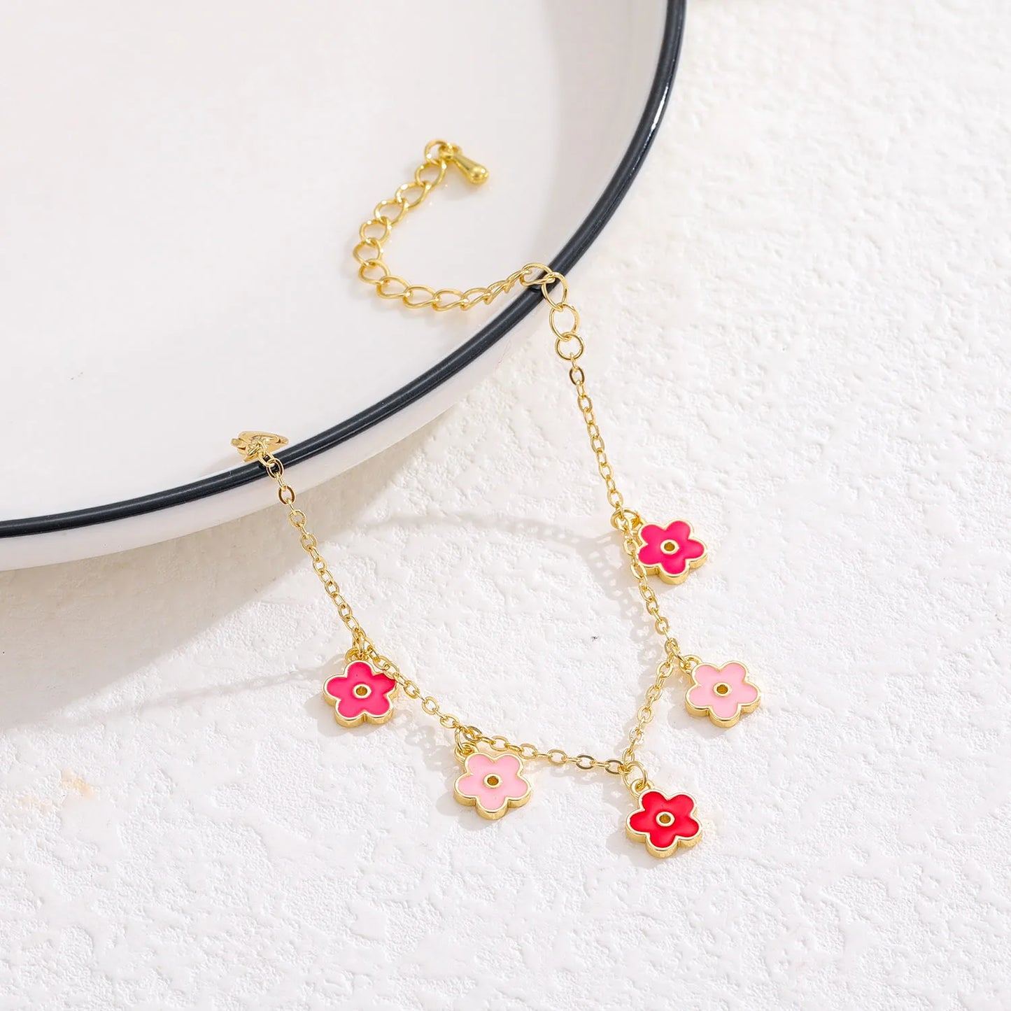 Bracelets Five Flowers Charms  For Girls Gifts Best Friend Romantic  Small And Chic Sweetness Lovely Fashion Child All-Match