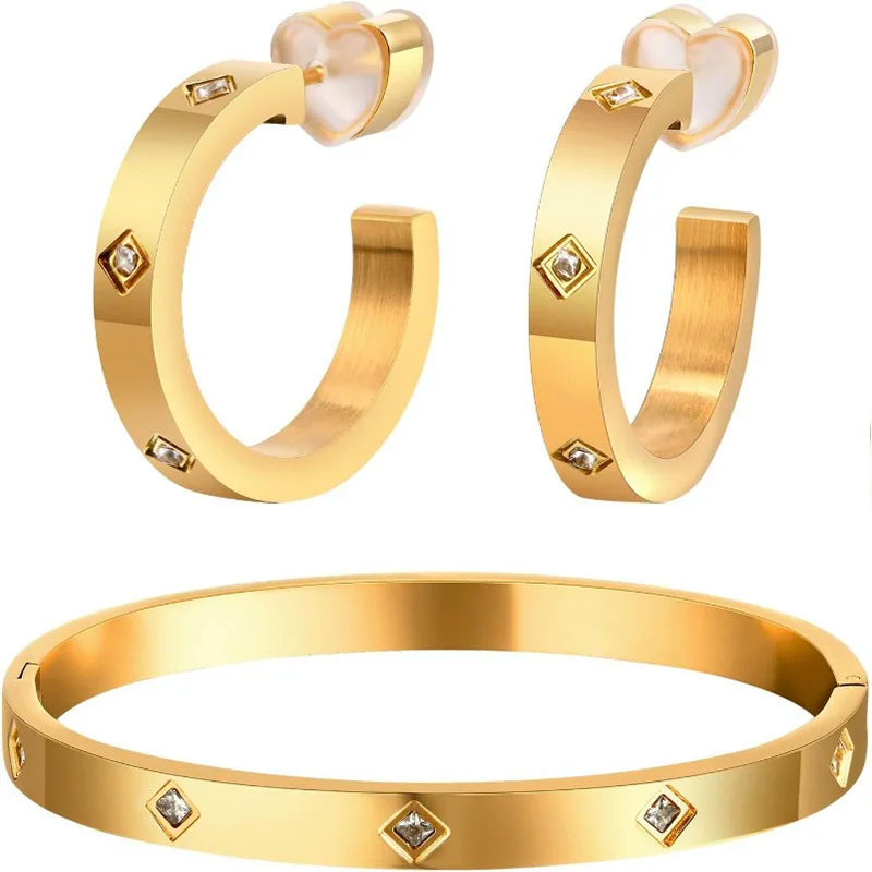 Womens Gold Bracelets Bangle 18K Gold Plated Love Cubic Zirconia Bangle Crystal Friendship Jewelry Party Birthday Gift for Her