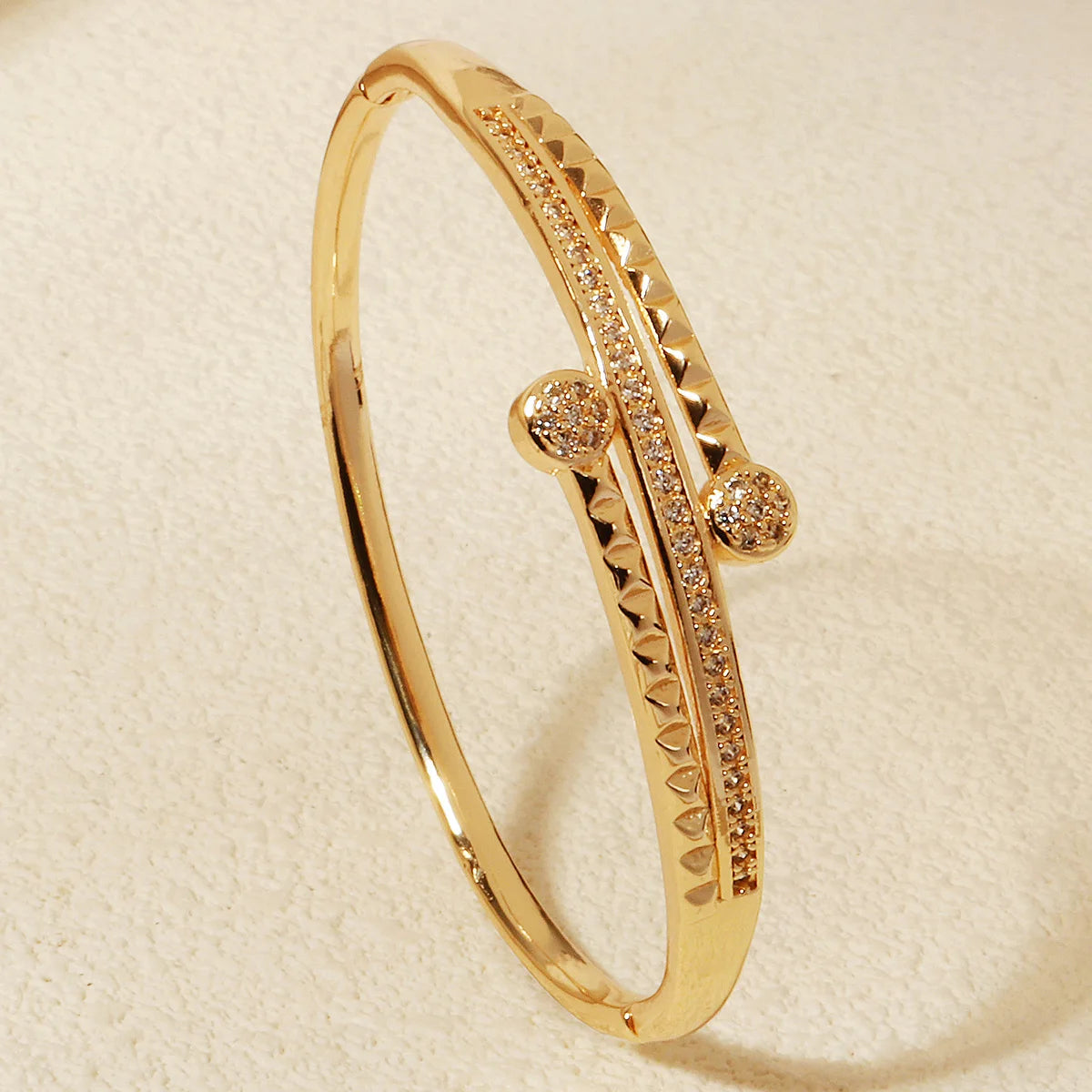 Simple Studded Bracelet for Women Classic Copper and Zirconium Opening Bangle Daily Jewelry Bracelet Accessories As Gifts